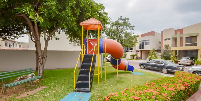 Casa en Venta en Urbanización Belo Horizonte Sector Vía a La Costa GeoBienes - Casa en Venta en Urbanización Belo Horizonte Sector Vía a La Costa - Plusvalia Guayaquil Casas de venta y alquiler Inmobiliaria Ecuador
