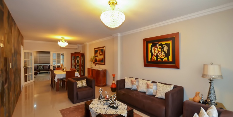 Casa en Venta en Urbanización Belo Horizonte Sector Vía a La Costa GeoBienes - Casa en Venta en Urbanización Belo Horizonte Sector Vía a La Costa - Plusvalia Guayaquil Casas de venta y alquiler Inmobiliaria Ecuador