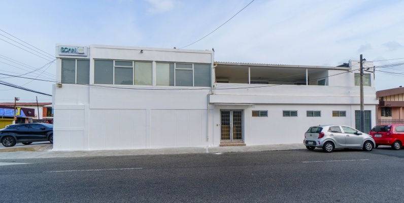 Oficina en alquiler planta baja ubicado en Urdesa, Norte de Guayaquil GeoBienes - Oficina en alquiler planta baja ubicado en Urdesa, Norte de Guayaquil - Plusvalia Guayaquil Casas de venta y alquiler Inmobiliaria Ecuador