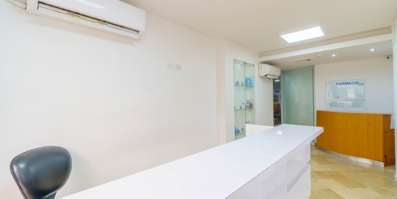 Oficina en alquiler planta baja ubicado en Urdesa, Norte de Guayaquil GeoBienes - Oficina en alquiler planta baja ubicado en Urdesa, Norte de Guayaquil - Plusvalia Guayaquil Casas de venta y alquiler Inmobiliaria Ecuador