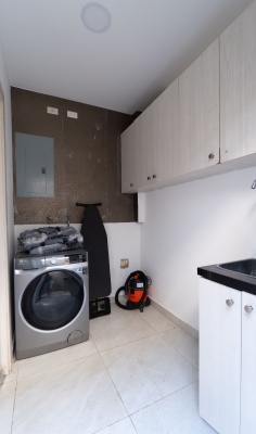 Alquiler de casa con acabados de lujo en Isla Celeste, etapa Estribor, Samborondón GeoBienes - Alquiler de casa con acabados de lujo en Isla Celeste, etapa Estribor, Samborondón - Plusvalia Guayaquil Casas de venta y alquiler Inmobiliaria Ecuador