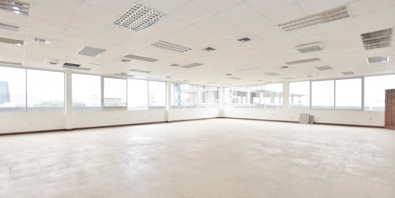Alquiler de oficina en Av. de las Américas, Edificio Mecanos GeoBienes - Alquiler de oficina en Av. de las Américas, Edificio Mecanos - Plusvalia Guayaquil Casas de venta y alquiler Inmobiliaria Ecuador
