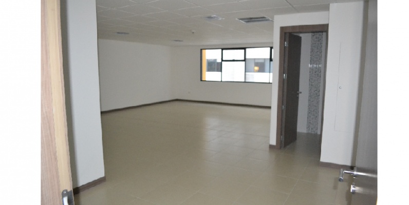 Alquiler de oficina en Ciudad del Rio, Emporium Guayaquil GeoBienes - Alquiler de oficina en Ciudad del Rio, Emporium Guayaquil - Plusvalia Guayaquil Casas de venta y alquiler Inmobiliaria Ecuador