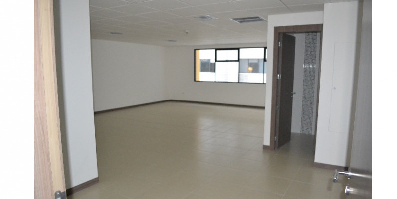 Alquiler de oficina en Ciudad del Rio, Emporium Guayaquil GeoBienes - Alquiler de oficina en Ciudad del Rio, Emporium Guayaquil - Plusvalia Guayaquil Casas de venta y alquiler Inmobiliaria Ecuador