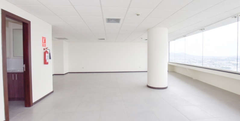 GeoBienes - Alquiler de oficina en edificio The Point, Puerto Santa Ana. Guayaquil - Ecuador - Plusvalia Guayaquil Casas de venta y alquiler Inmobiliaria Ecuador