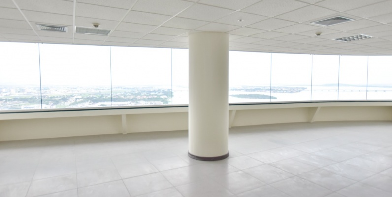 GeoBienes - Alquiler de oficina en edificio The Point, Puerto Santa Ana. Guayaquil - Ecuador - Plusvalia Guayaquil Casas de venta y alquiler Inmobiliaria Ecuador