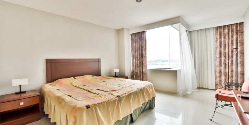 Alquiler de suite amoblada en Torre Colón I GeoBienes - Alquiler de suite amoblada en Torre Colón I, Guayaquil - Ecuador - Plusvalia Guayaquil Casas de venta y alquiler Inmobiliaria Ecuador