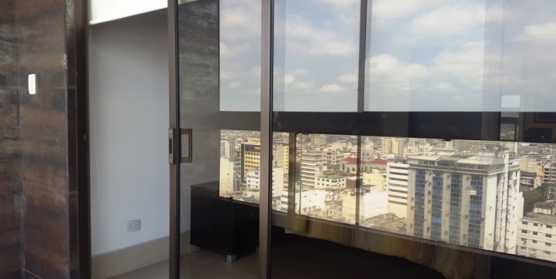 GeoBienes - ALQUILER DE SUITE EN EL EDIFICIO SAN FRANCISCO 300 - Plusvalia Guayaquil Casas de venta y alquiler Inmobiliaria Ecuador