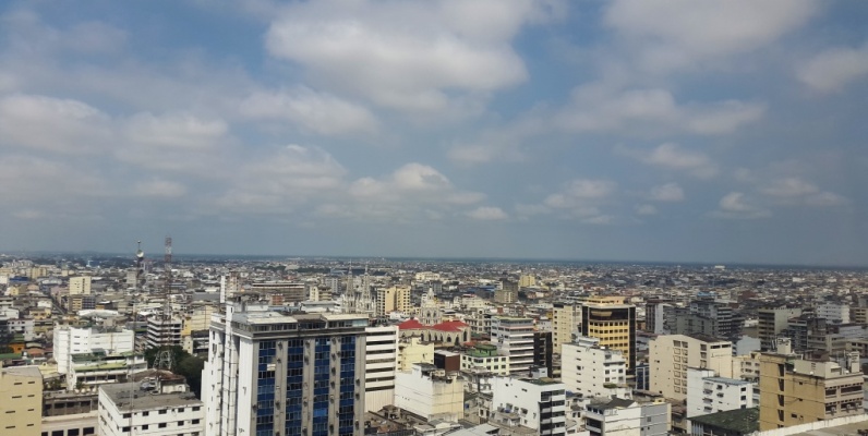 GeoBienes - ALQUILER DE SUITE EN EL EDIFICIO SAN FRANCISCO 300 - Plusvalia Guayaquil Casas de venta y alquiler Inmobiliaria Ecuador