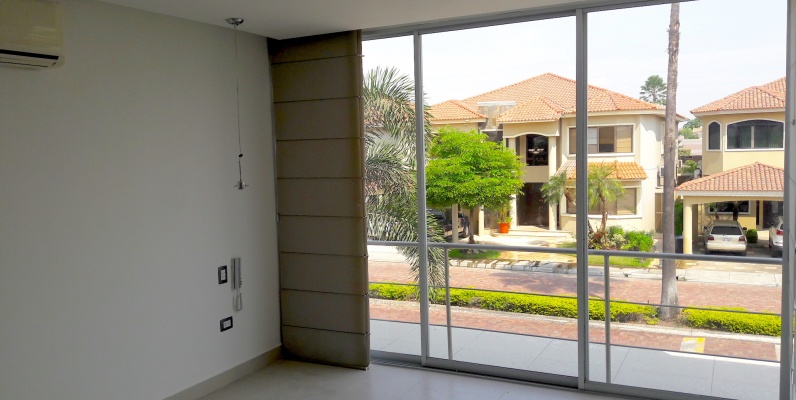 Alquilo casa en Terrasol - Samborondon GeoBienes - Alquilo Casa en Urb. Terrasol Samborondon - Plusvalia Guayaquil Casas de venta y alquiler Inmobiliaria Ecuador