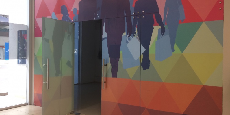 Alquilo Local Comercial Galería Sonesta, zona Mall del Sol GeoBienes - Local Comercial en Alquiler Galería Sonesta, zona Mall del Sol - Plusvalia Guayaquil Casas de venta y alquiler Inmobiliaria Ecuador