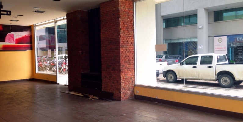 Alquilo Local Comercial - Zona Mall del Sol GeoBienes - Alquiler de local Comercial Zona Mall del Sol Guayaquil - Plusvalia Guayaquil Casas de venta y alquiler Inmobiliaria Ecuador