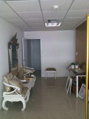 Alquilo Oficina con divisiones en Trade Building GeoBienes - Alquiler de Oficina con divisiones en Trade Building Guayaquil - Plusvalia Guayaquil Casas de venta y alquiler Inmobiliaria Ecuador