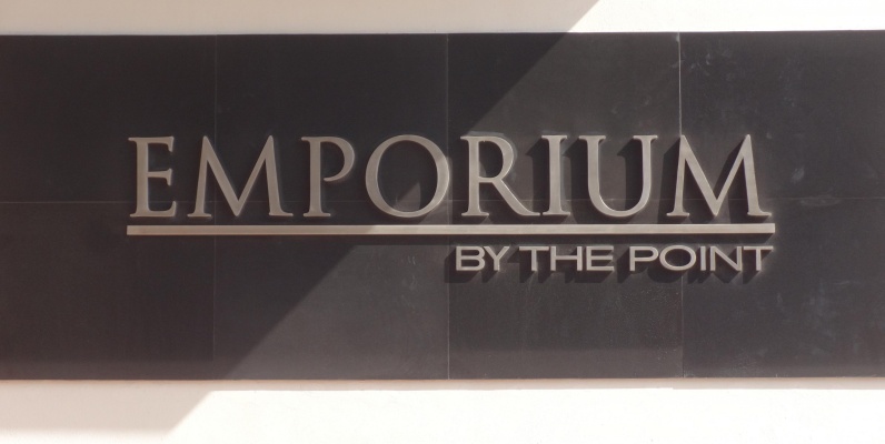 ALquilo oficina en ciudad del rio, EMPORIUM GeoBienes - Alquiler de oficina en Ciudad del Rio, EMPORIUM Guayaquil - Plusvalia Guayaquil Casas de venta y alquiler Inmobiliaria Ecuador