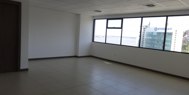 GeoBienes - Alquiler de oficina en Ciudad del Rio, EMPORIUM Guayaquil - Plusvalia Guayaquil Casas de venta y alquiler Inmobiliaria Ecuador