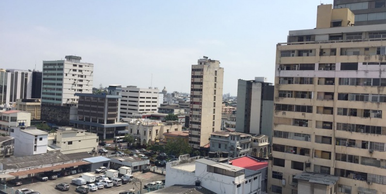 Alquilo oficina en Los Rios y 1ero De Mayo, condominio Orellana GeoBienes - Oficina en alquiler en Condominio Orellana, Los Rios y 1ero De Mayo, Guayaquil - Plusvalia Guayaquil Casas de venta y alquiler Inmobiliaria Ecuador