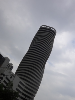 GeoBienes - Oficina en alquiler en The Point, incluye parqueo. Ciudad del Río, Guayaquil - Plusvalia Guayaquil Casas de venta y alquiler Inmobiliaria Ecuador