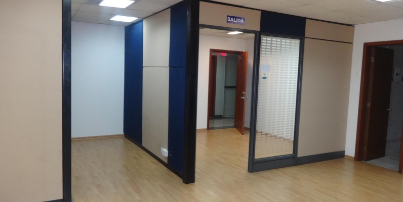 GeoBienes - Alquilo oficina en Torres del Norte, Guayaquil - Plusvalia Guayaquil Casas de venta y alquiler Inmobiliaria Ecuador