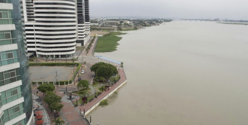 GeoBienes - Alquiler de suite en River Front - Ciudad del Río Guayaquil - Plusvalia Guayaquil Casas de venta y alquiler Inmobiliaria Ecuador