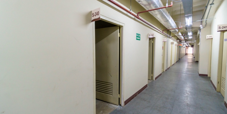 Bodega en venta Ubicada en el Edificio Trade Building, Sector de Mall de Sol GeoBienes - Bodega en venta Ubicada en el Edificio Trade Building, Sector de Mall de Sol - Plusvalia Guayaquil Casas de venta y alquiler Inmobiliaria Ecuador