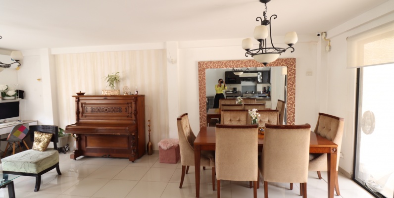 Casa 2 de plantas en venta ubicado en Ciudad Celeste, Samborondón GeoBienes - Casa 2 de plantas en venta ubicado en Ciudad Celeste, Samborondón - Plusvalia Guayaquil Casas de venta y alquiler Inmobiliaria Ecuador