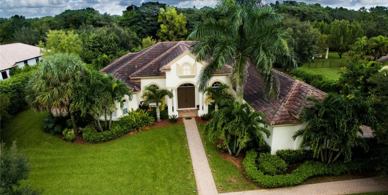 Casa a la Venta en Davie-Grove Creek GeoBienes - Casa a la Venta en Davie-Grove Creek - Plusvalia Guayaquil Casas de venta y alquiler Inmobiliaria Ecuador