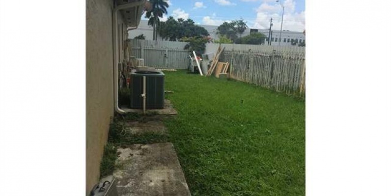 Casa en DORAL, sin asociación GeoBienes - Casa a la venta en DORAL, sin asociación - Plusvalia Guayaquil Casas de venta y alquiler Inmobiliaria Ecuador