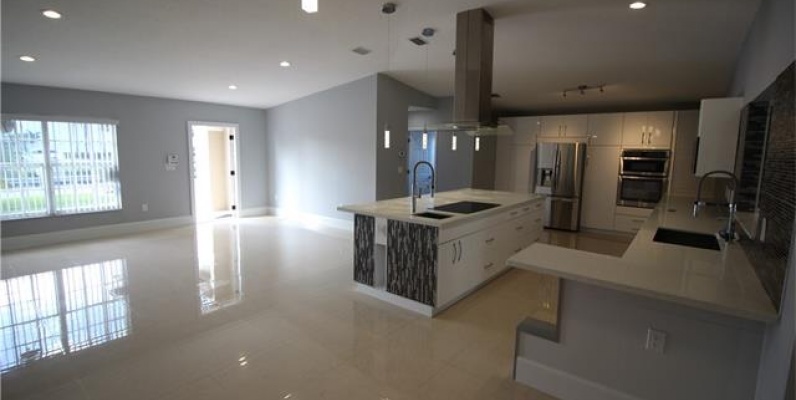 GeoBienes - Casa a la venta en DORAL, sin asociación - Plusvalia Guayaquil Casas de venta y alquiler Inmobiliaria Ecuador