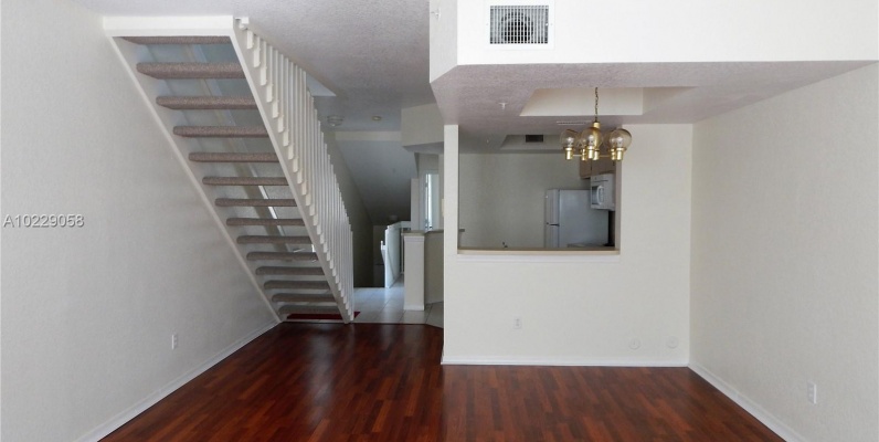 Casa a la Venta en Miami - Davie GeoBienes - Casa a la Venta en Miami - Davie - Plusvalia Guayaquil Casas de venta y alquiler Inmobiliaria Ecuador