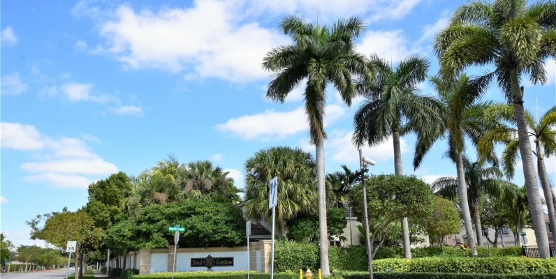 Casa a la Venta en Miami - Dora Gardens GeoBienes - Casa a la Venta en Miami - Doral Gardens - Plusvalia Guayaquil Casas de venta y alquiler Inmobiliaria Ecuador