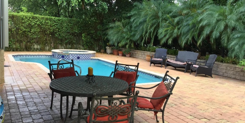 Casa a la Venta en Miami - Doral Isles GeoBienes - Casa a la Venta en Miami - Doral Isles - Plusvalia Guayaquil Casas de venta y alquiler Inmobiliaria Ecuador
