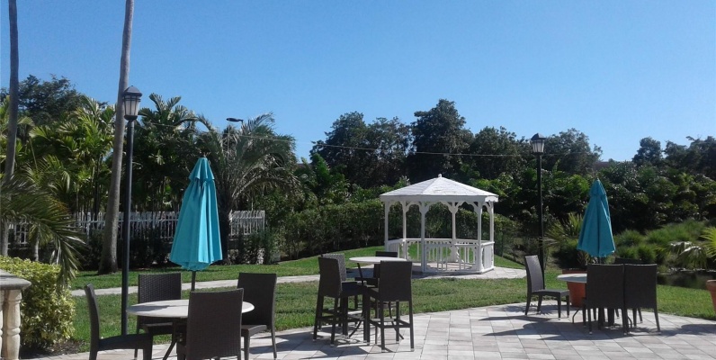 Casa a la Venta en Miami - Doral Pines GeoBienes - Casa a la Venta en Miami - Doral Pines - Plusvalia Guayaquil Casas de venta y alquiler Inmobiliaria Ecuador