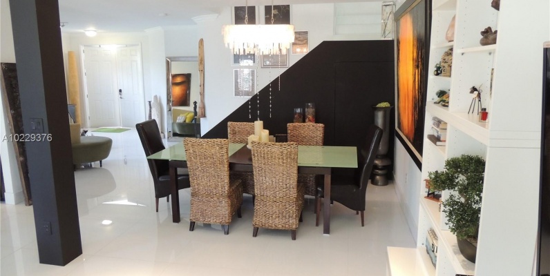 Casa a la Venta en Miami - Isles at Grand Bay Doral GeoBienes - Casa a la Venta en Miami - Isles at Grand Bay Doral - Plusvalia Guayaquil Casas de venta y alquiler Inmobiliaria Ecuador