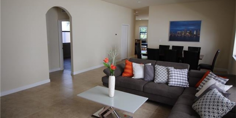 Casa a la Venta en MIAMI, Ciudadela Bellagio GeoBienes - Casa a la Venta en MIAMI, Ciudadela Bellagio - Plusvalia Guayaquil Casas de venta y alquiler Inmobiliaria Ecuador