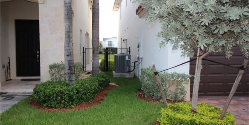 Casa a la Venta en MIAMI, Ciudadela Vintage Estates GeoBienes - Casa a la Venta en MIAMI, Ciudadela Vintage Estates - Plusvalia Guayaquil Casas de venta y alquiler Inmobiliaria Ecuador