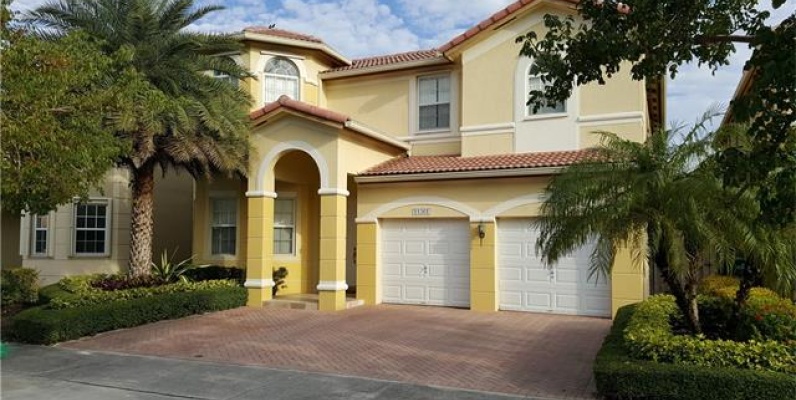 Casa a la Venta en MIAMI, Islands at DORAL GeoBienes - Casa a la Venta en MIAMI, Islands at DORAL - Plusvalia Guayaquil Casas de venta y alquiler Inmobiliaria Ecuador