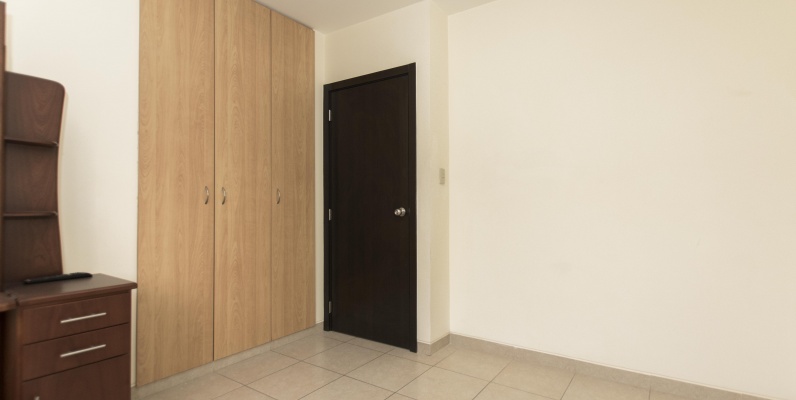 Casa amoblada en alquiler ubicada en Urbanización La Romareda GeoBienes - Casa amoblada en alquiler ubicada en Urbanización La Romareda - Plusvalia Guayaquil Casas de venta y alquiler Inmobiliaria Ecuador