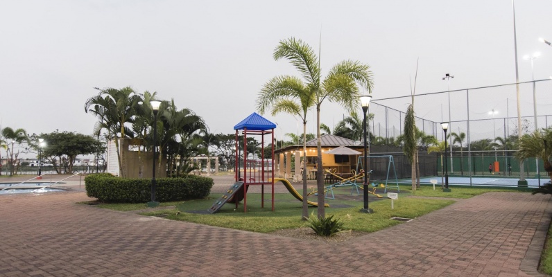 Casa amoblada en alquiler ubicada en Urbanización La Romareda GeoBienes - Casa amoblada en alquiler ubicada en Urbanización La Romareda - Plusvalia Guayaquil Casas de venta y alquiler Inmobiliaria Ecuador