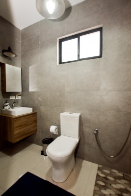 Casa amoblada en venta ubicada en Entre Lagos, Samborondón GeoBienes - Casa en venta Via Samborondon - Entre Lagos - Plusvalia Guayaquil Casas de venta y alquiler Inmobiliaria Ecuador