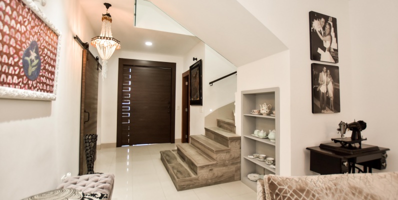 Casa amoblada en venta ubicada en Entre Lagos, Samborondón GeoBienes - Casa en venta Via Samborondon - Entre Lagos - Plusvalia Guayaquil Casas de venta y alquiler Inmobiliaria Ecuador
