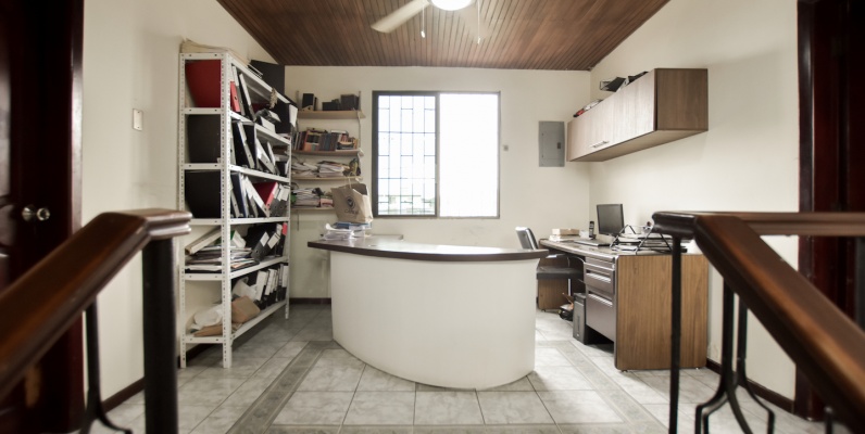 Casa de 2 plantas en venta ubicada en la Alborada GeoBienes - Casa de 2 plantas en venta ubicada en la Alborada - Plusvalia Guayaquil Casas de venta y alquiler Inmobiliaria Ecuador