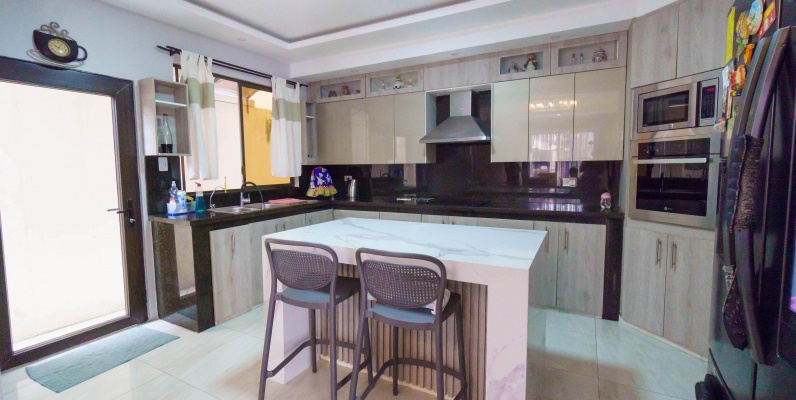 Casa de 5 cuartos en venta ubicado en Santa Maria de Casa Grande GeoBienes - Casa de 5 cuartos en venta ubicado en Santa Maria de Casa Grande - Plusvalia Guayaquil Casas de venta y alquiler Inmobiliaria Ecuador