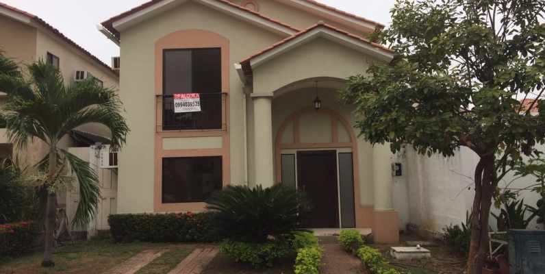 Casa de Arriendo en Ciudad Celeste, Etapa Serena - Samborondon GeoBienes - Casa de Arriendo en Ciudad Celeste, Etapa Serena - Samborondon - Plusvalia Guayaquil Casas de venta y alquiler Inmobiliaria Ecuador