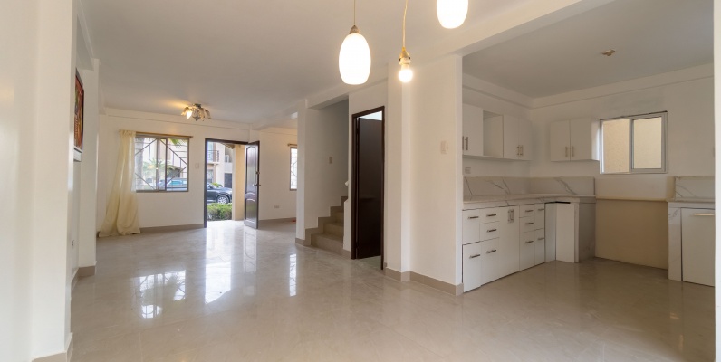 GeoBienes - Casa de dos plantas en alquiler en Metropolis II, Av. Narcisa de Jesús, Guayaquil - Plusvalia Guayaquil Casas de venta y alquiler Inmobiliaria Ecuador