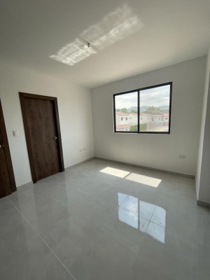 Casa de estreno en venta ubicado en Urbanización Costalmar II, Vía a la Costa GeoBienes - Casa de estreno en venta ubicado en Urbanización Costalmar II, Vía a la Costa - Plusvalia Guayaquil Casas de venta y alquiler Inmobiliaria Ecuador