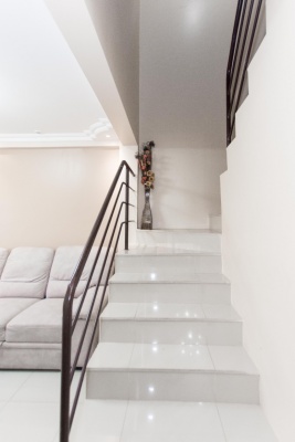 Casa de tres dormitorios en venta ubicada en la Urbanización La Joya GeoBienes - Casa de tres dormitorios en venta ubicada en la Urbanización La Joya - Plusvalia Guayaquil Casas de venta y alquiler Inmobiliaria Ecuador