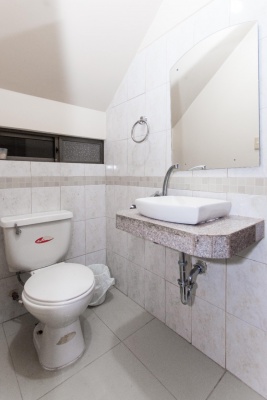 Casa de tres dormitorios en venta ubicada en la Urbanización La Joya GeoBienes - Casa de tres dormitorios en venta ubicada en la Urbanización La Joya - Plusvalia Guayaquil Casas de venta y alquiler Inmobiliaria Ecuador