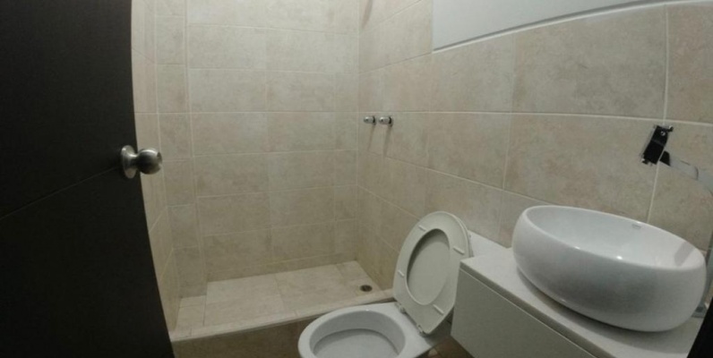 Casa de una planta en alquiler ubicado en Ciudad Celeste, Etapa Península GeoBienes - Casa de una planta en alquiler ubicado en Ciudad Celeste, Etapa Península - Plusvalia Guayaquil Casas de venta y alquiler Inmobiliaria Ecuador