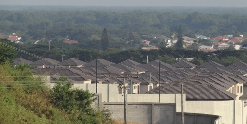 GeoBienes - Casa de venta en Bosques de La Costa. Casa de 4 dormitorios en Guayaquil - Plusvalia Guayaquil Casas de venta y alquiler Inmobiliaria Ecuador