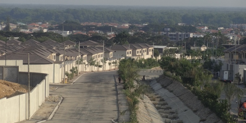 GeoBienes - Casa de venta en Bosques de La Costa. Casa de 4 dormitorios en Guayaquil - Plusvalia Guayaquil Casas de venta y alquiler Inmobiliaria Ecuador